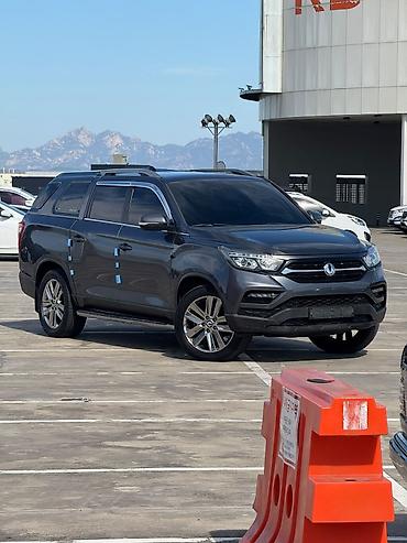 roewe erx5: Ssangyong Rexton Khan: 2020 г., Пикап — 4