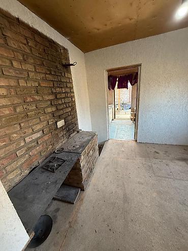 Продажа коттеджей и домов: Продается загородный дом с прилегающей территорией, предлагающий — 14