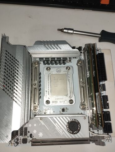 оперативная память sodimm ddr4: Процессор, Б/у, Intel Core i5, 16 ядер, Для ПК