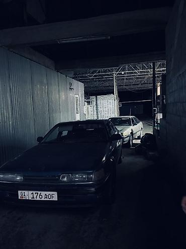 срочное: Mazda 626: 1992 г., 2.2 л, Механика, Бензин, Универсал — 2