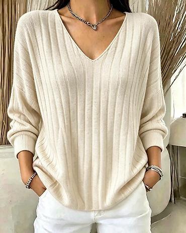 pull: Bluzica
Cena 2200 
Od s do 2xl
Vel.17 — 1