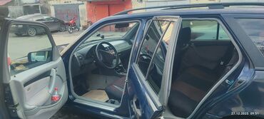 Mercedes-Benz: Mercedes-Benz C-Class: 2.4 l | 1999 il Van/Minivan — 5