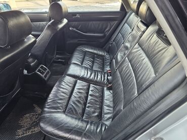 Audi: Audi A6: 2003 г., 2.4 л, Механика, Бензин, Седан — 7