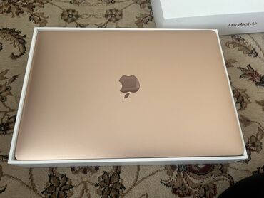 купить макбук бу: Ультрабук, Apple, 8 ГБ ОЭТ, Колдонулган, эс тутум SSD