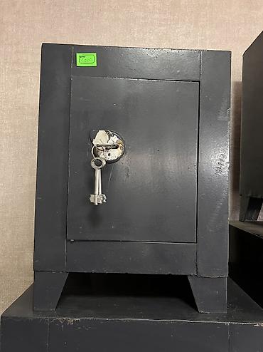 Сейфы для денег и документов: Сейфы для дома и офиса - Типы: компактные настольные, средние и — 11