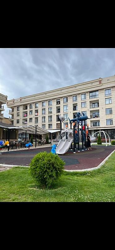 studio apartment: 2 комнаты, 80 м², 1 этаж — 10