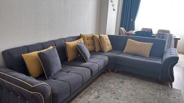 Mebel: Künc divan, Parça