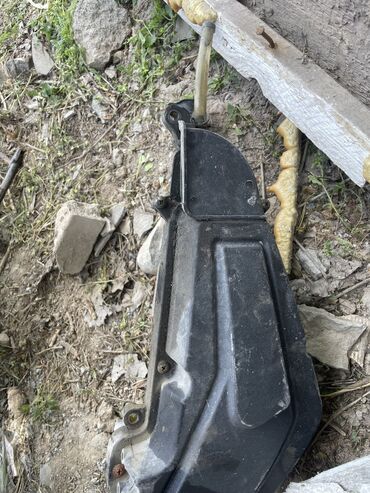 Мотозапчасти и аксессуары: Багажник — 10