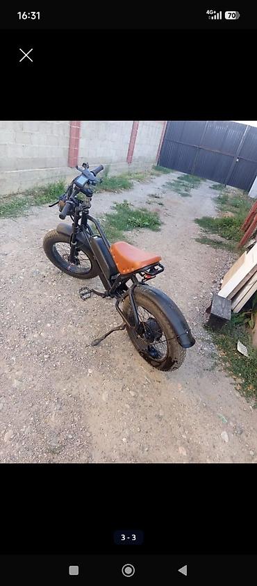 педали эффектов: Электровелосипед в стиле café racer / mini bike с ярким — 3