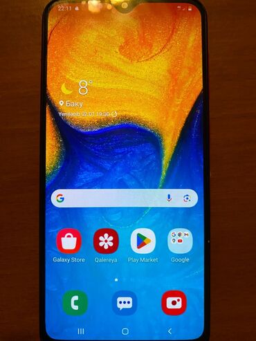 samsung a20 baku electronics: Samsung Galaxy A20, 32 GB, rəng - Qırmızı, İki sim kartlı, Face ID, Sensor