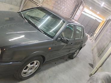 transporter multivan: Volkswagen Vento: 1992 г., 1.8 л, Механика, Седан — 6