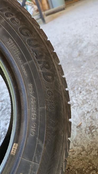 срочно продою: Продаются зимние шины Yokohama iceGUARD iG30. Размер: 195/65 R15 — 2