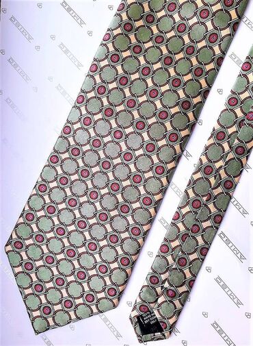Ostala muška odeća: Prodajem Svilene brendirane kravate, cena po komadu. Širine u