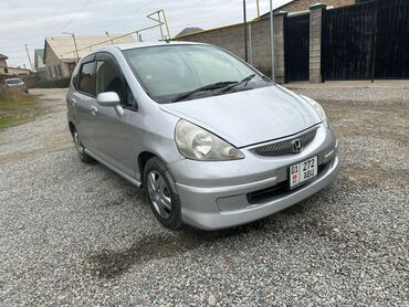 Honda: Honda Fit: 2003 г., 1.3 л, Вариатор, Бензин