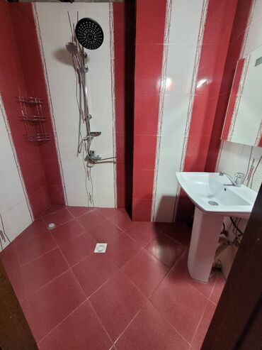 Uzunmüddətli kirayə mənzillər: Nəsimi metrosuna əyaqnan 2-dəqiqə məsafədə 17 mərtəbəli binanın 4-cü — 10