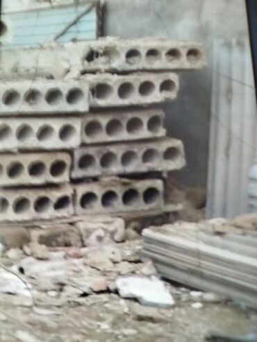 İnşaat betonu: Boşluqlu plitələr müxtəlif tikinti layihələrində istifadə oluna bilən