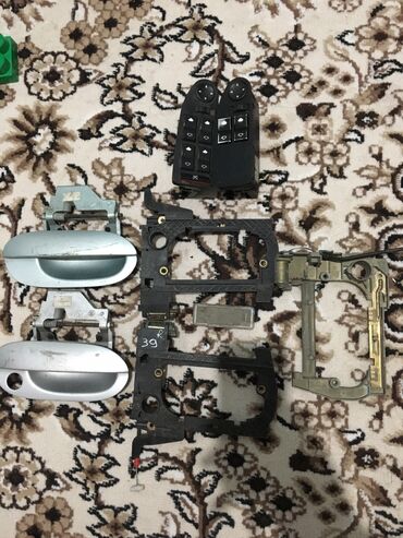 Генераторы: Генератор BMW Б/у, Оригинал — 11