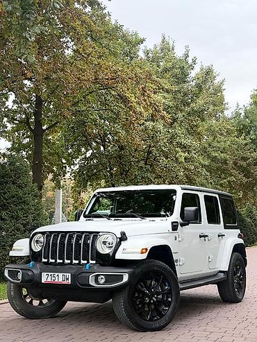 машиа: Jeep Wrangler: 2022 г., 2 л, Автомат, Гибрид, Внедорожник — 1