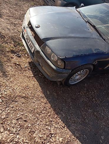 BMW: BMW 3 series: 1992 г., Механика, Бензин — 3