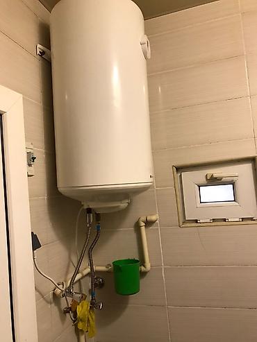 Həyət evləri və villaların satışı: Bulbule gesenesinin centralni yerde yerlesir ev. kupcasi var. her — 14