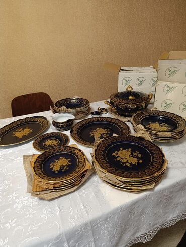 Nahar dəstləri və servizlər: Nahar dəsti, rəng - Göy, Farfor — 9