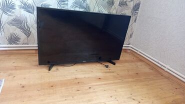 телевизор lcd: Б/у Телевизор Hisense Самовывоз