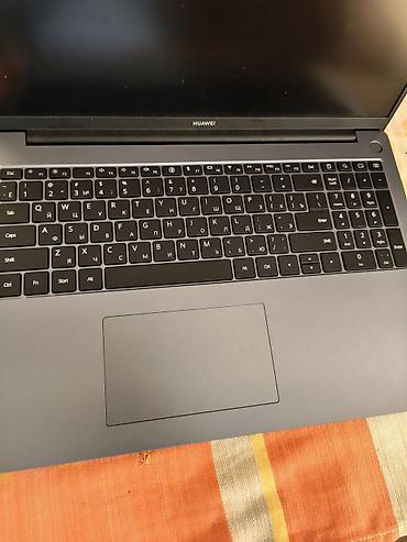 huawei adapter: HUAWEI noutbuku – Windows 11 Home 64-bit (versiya 10.0, build 26200) — 9
