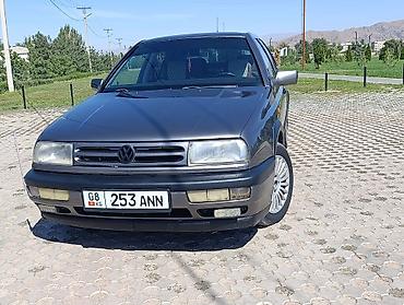 эур на ваз: Volkswagen Vento: 1993 г., 2 л, Механика, Бензин, Седан — 7