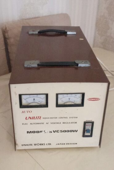 stabilizator 5000: Gərginlik stabilizatoru, 5000 voltaj. Türkiyə istehsalıdır. Az
