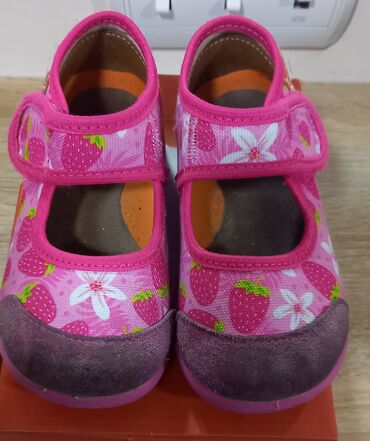 mini bilijar za decu: Slipper booties, Size - 25