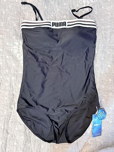 накидка: Купальник PUMA SWIM, женский, слитный со съемной юбкой - Модель — 2