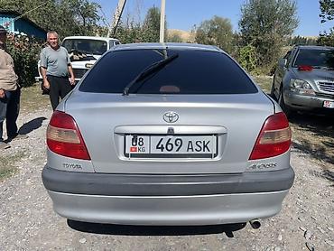 х5 м: Toyota Avensis: 2001 г., 1.8 л, Механика, Бензин, Лифтбек — 4