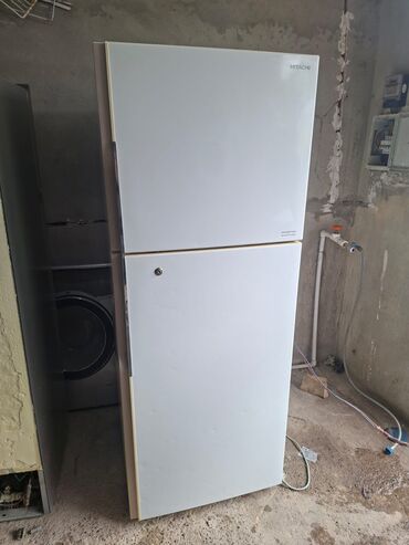 Yemək hazırlamaq üçün texnika: 2 qapılı Hitachi Soyuducu Satılır, rəng - Ağ