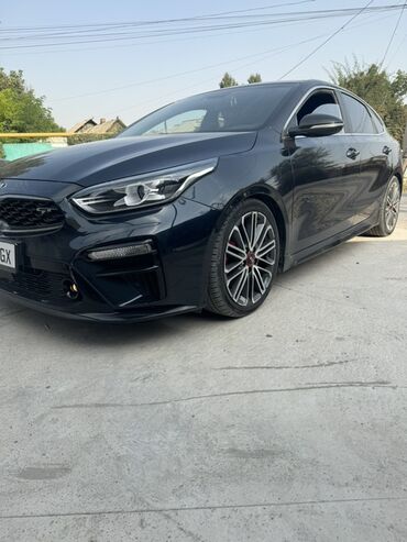 авто из кореи в наличии в бишкеке: Kia K3 GT (хэтчбек) Есть обмен - Кузов: 5‑дверный хэтчбек, черный