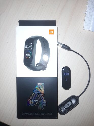 xiaomi mi band ремешок: Б/у, Смарт браслеты, Xiaomi, Уведомления, цвет - Черный