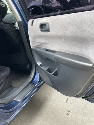 Honda: Honda Civic: 2001 г., 1.5 л, Автомат, Бензин, Хэтчбэк — 13