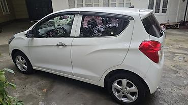 Chevrolet: Chevrolet Spark: 2017 г., 0.1 л, Вариатор, Бензин, Хэтчбэк — 4