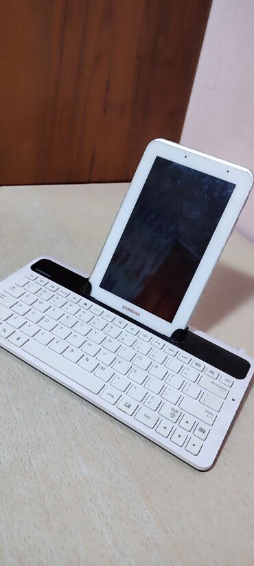 планшет трансформер с клавиатурой: Планшет, Samsung, память 32 ГБ, 7" - 8", 4G (LTE), Б/у, Игровой цвет - Белый