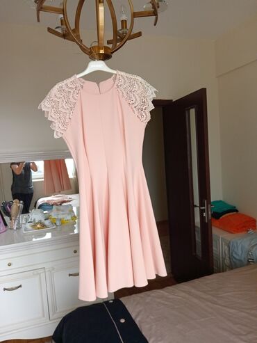 Коктейльное платье, Мини, M (EU 38)
