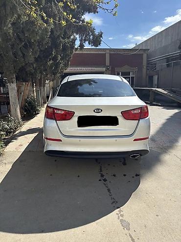 su radiatoru: Kia Optima: 2 l | 2013 il Sedan — 2