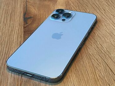 розовый телефон: IPhone 13 Pro Max, Б/у, 256 ГБ, Голубой, Защитное стекло, Чехол, 89 %