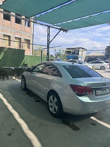 шевролет спарк: Chevrolet Cruze: 2011 г., Автомат, Бензин, Седан — 3