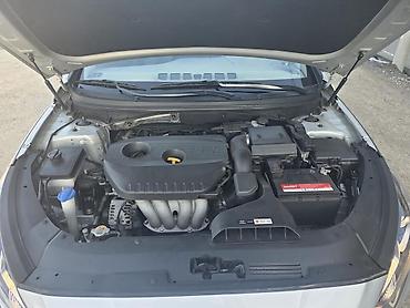 Hyundai: Hyundai Sonata: 2020 г., 2 л, Автомат, Газ, Седан — 12