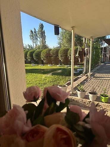 Продажа коттеджей и домов: Продаётся жилой дом с большим участком. 🌿 Продаётся уникальный — 4