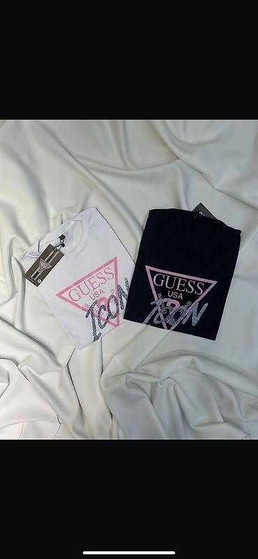 Majice kratkih rukava: 04. ženske majice S,M,L,XL,XXL veličine 1 komad 2700din . 2 komada — 5