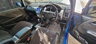 lada 9: Honda Fit: 2005 г., 1.5 л, Автомат, Бензин, Хэтчбэк — 6