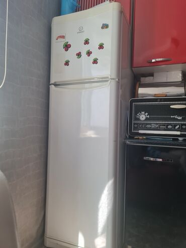 soyuducu ariston: Б/у 1 дверь Indesit Холодильник Продажа, цвет - Белый