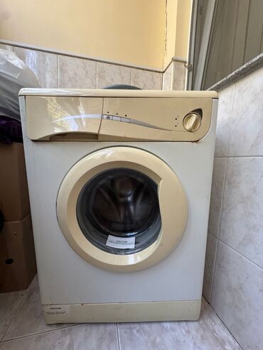 Zərərvericilərə qarşı mübarizə aparatları: Paltaryuyan maşın Vestel, 5 kq, Avtomat, Qurutmasız