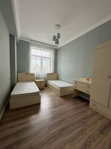 Uzunmüddətli kirayə mənzillər: Yasamal rayonu,Asan xidmətin arxadı,Mida yaşayışda.12 mərtəbənin,6-cı — 4