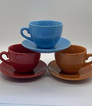 Наборы посуды: Продаются чашки с блюдцем, подойдут для кейтеринга. При покупке — 11